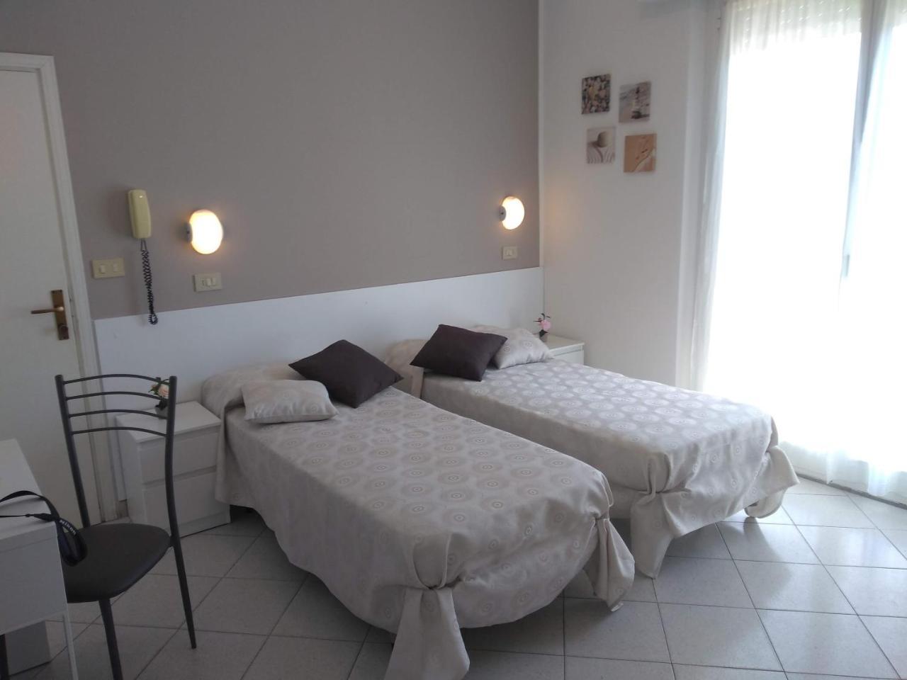 Hotel La Bella Vita Rimini Exteriér fotografie