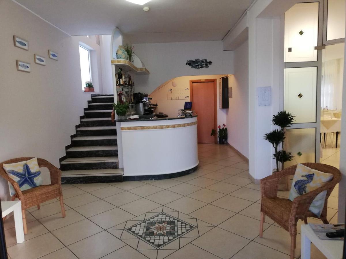 Hotel La Bella Vita Rimini Exteriér fotografie